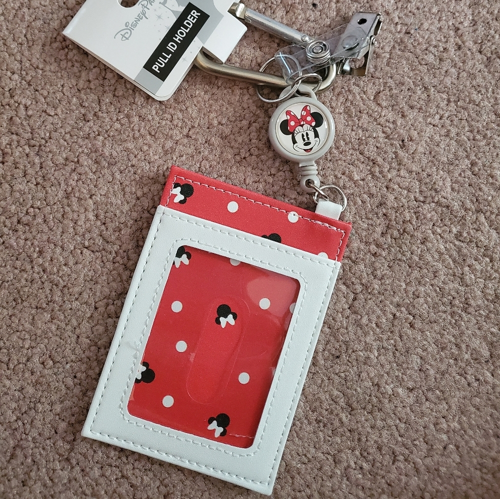 Disney I'd holder